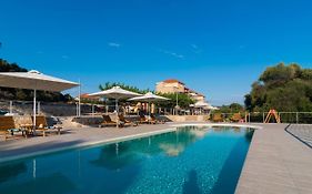 Dialiskari Villas